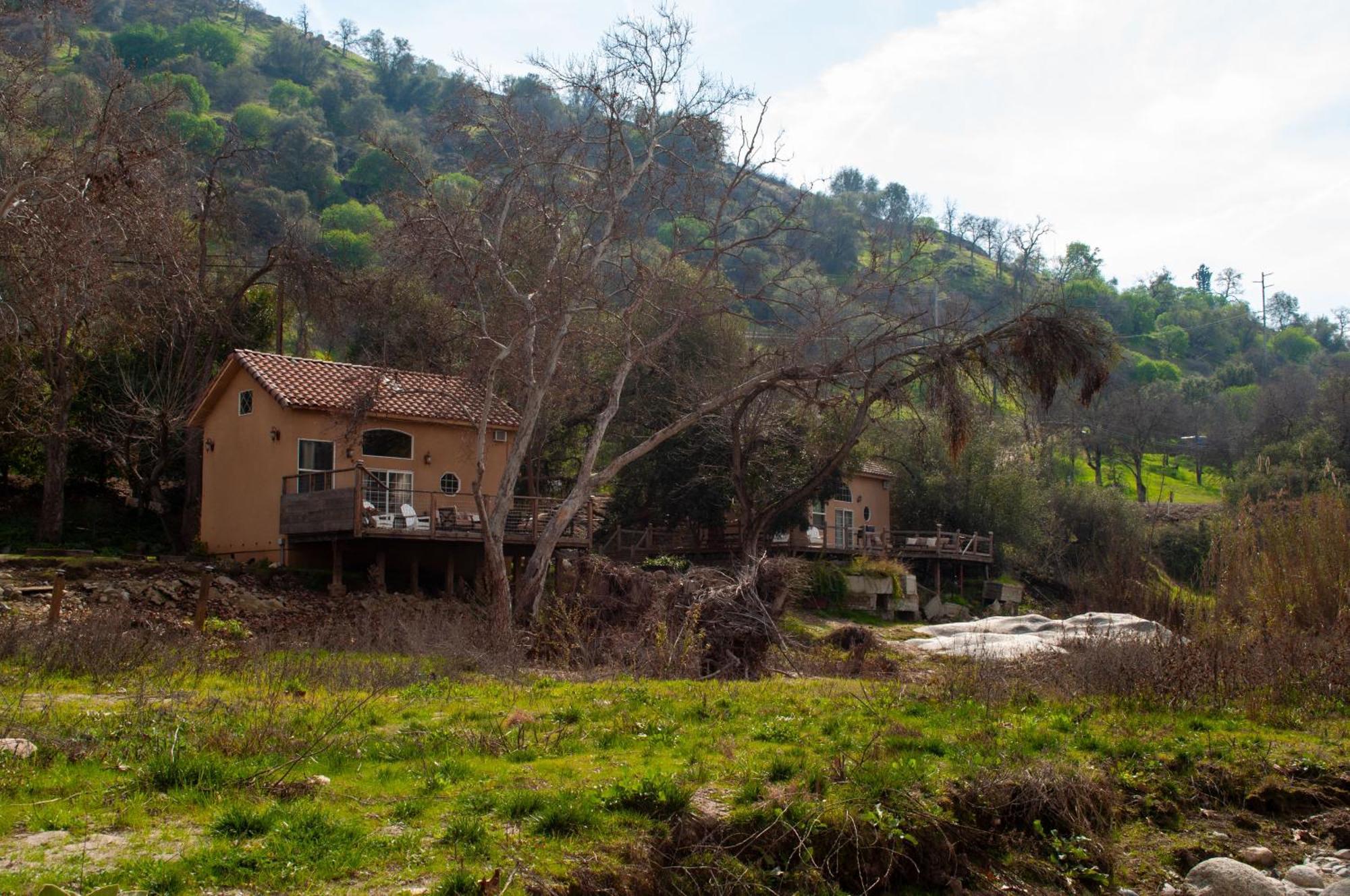 Sequoia River Front Cabins Three Rivers Exterior foto